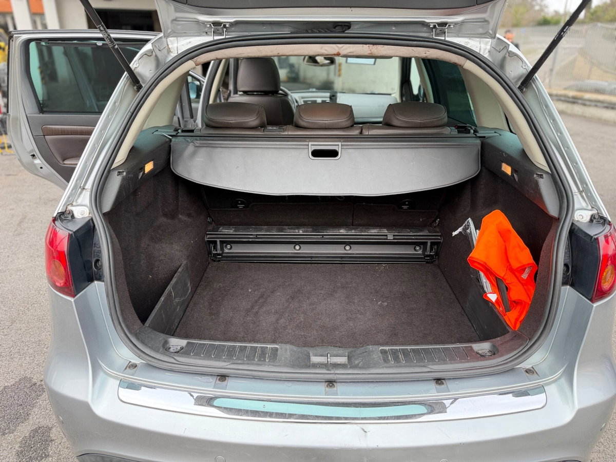 Fiat Croma 2.4 Multijet 20V Automatica Must (14)