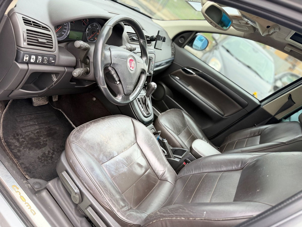 Fiat Croma 2.4 Multijet 20V Automatica Must (16)