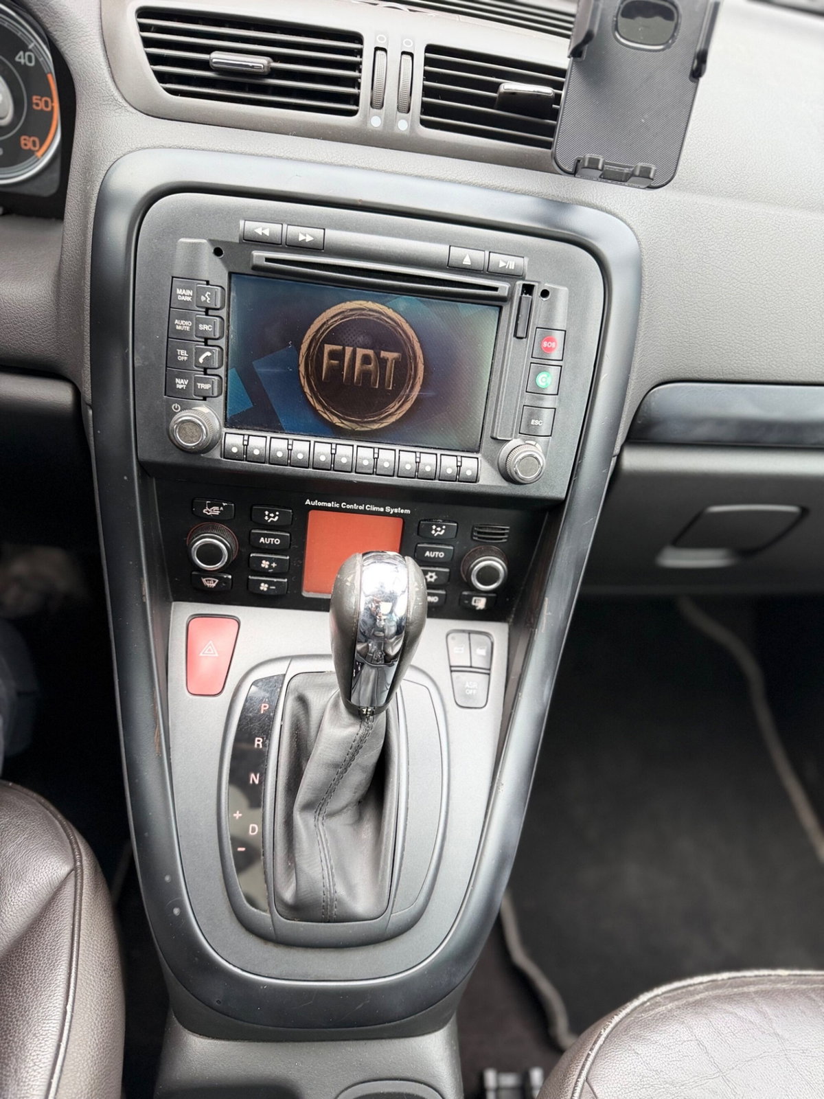 Fiat Croma 2.4 Multijet 20V Automatica Must (18)