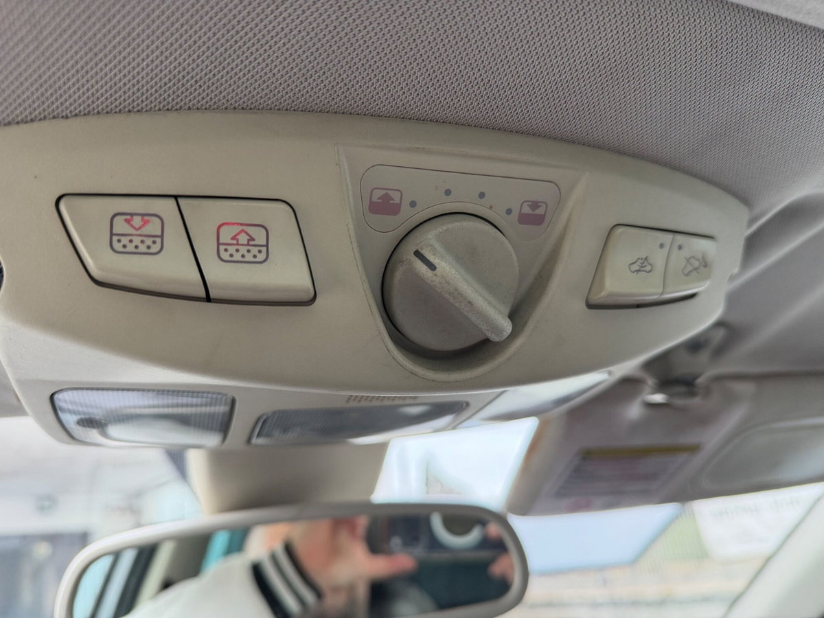 Fiat Croma 2.4 Multijet 20V Automatica Must (19)