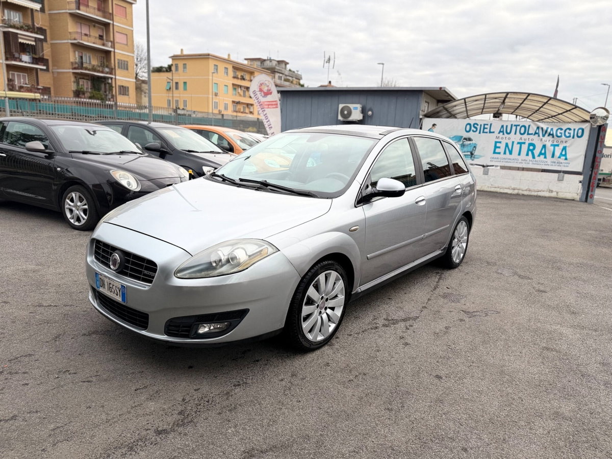 Fiat Croma 2.4 Multijet 20V Automatica Must (2)