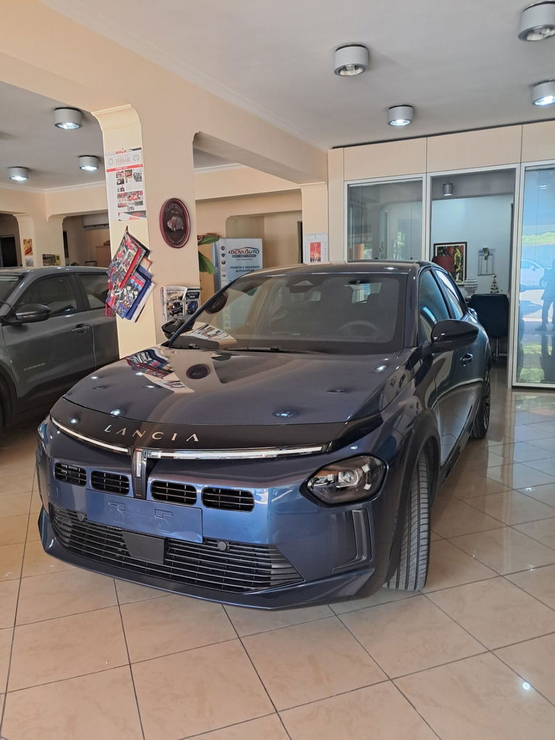 Lancia Ypsilon 1.2 mhev Edizione Cassina e-dct