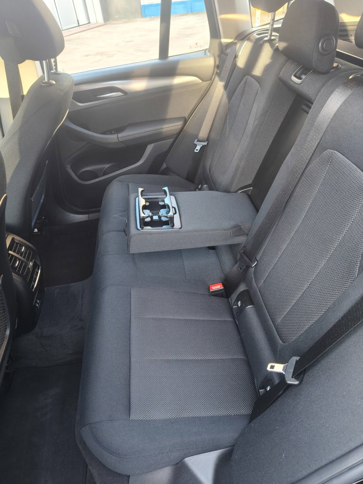 BMW X3 sDrive18d 48V Business Advantage (11)
