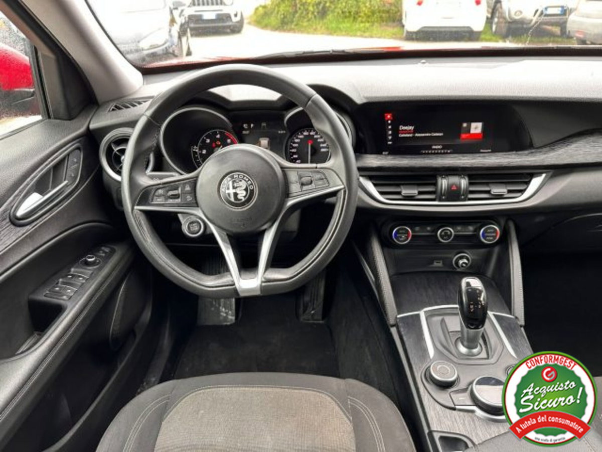 Alfa Romeo Stelvio Stelvio 2.2 Turbodiesel 160 CV AT8 RWD Sport-Tech (17)