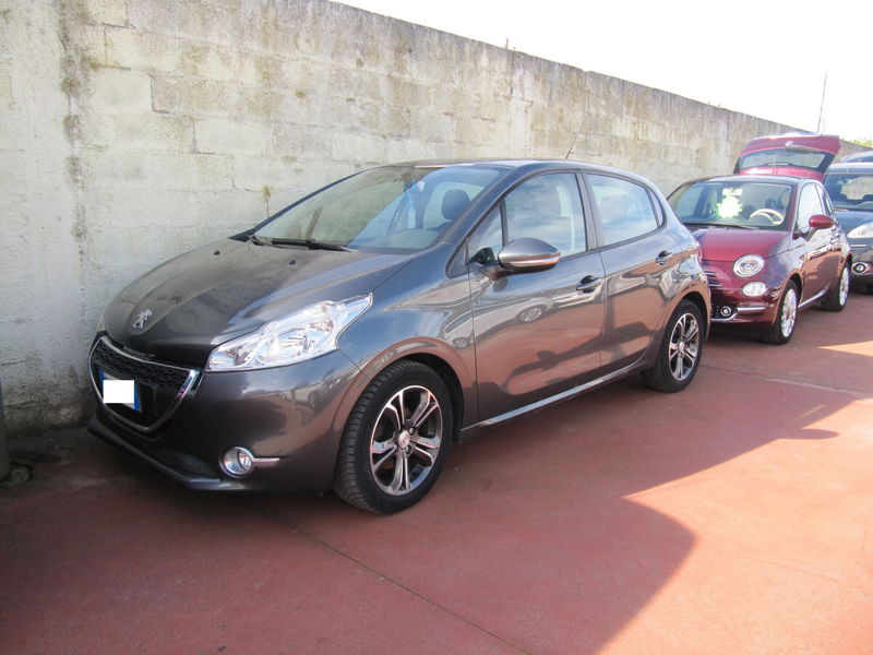Peugeot 208 HDi 68 CV 5 porte Allure