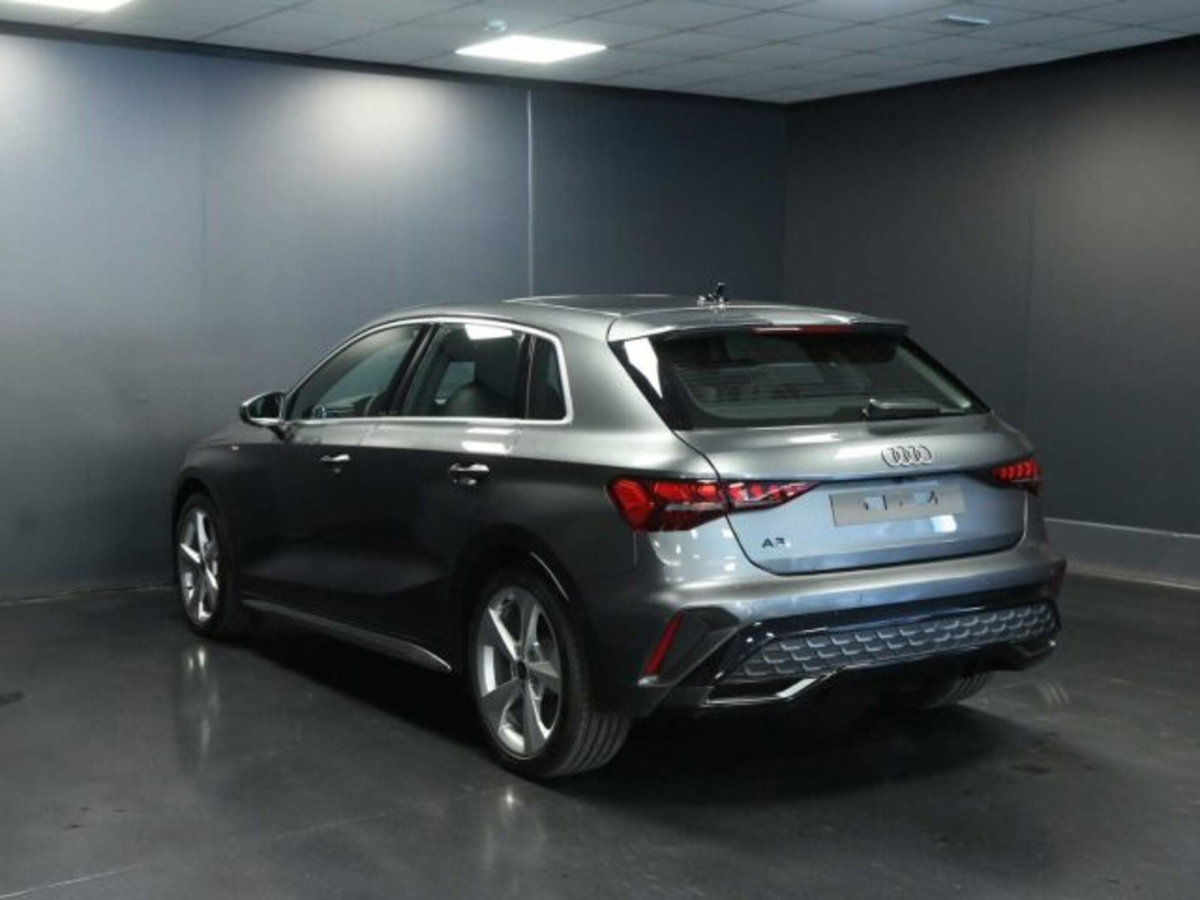 Audi A3 Sportback 35 TDI S tronic S line edition (4)