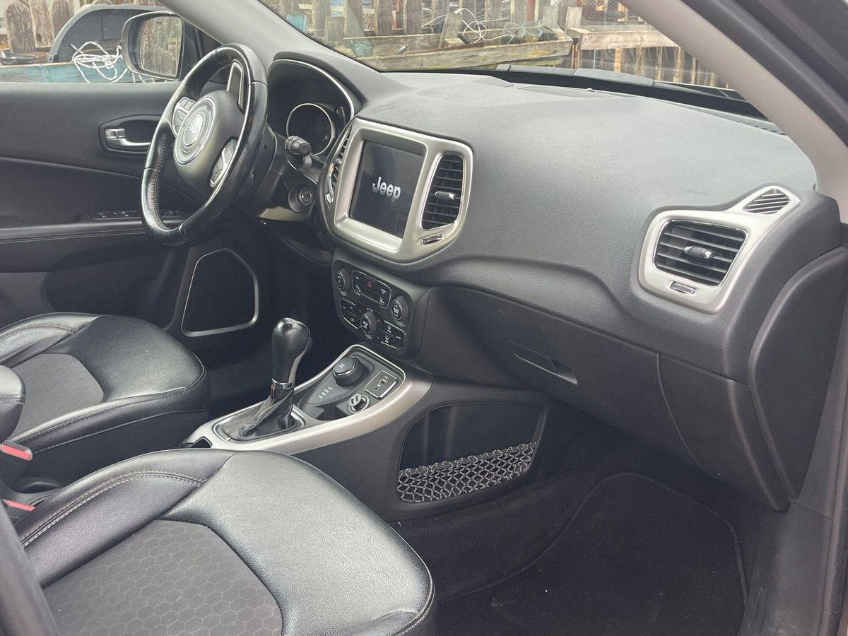 Jeep Compass 2.0 Multijet II aut. 4WD Limited (7)