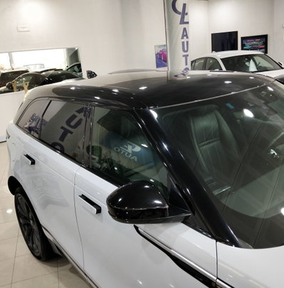 Land Rover Range Rover Velar 2.0D I4 240 CV R-Dynamic SE (10)