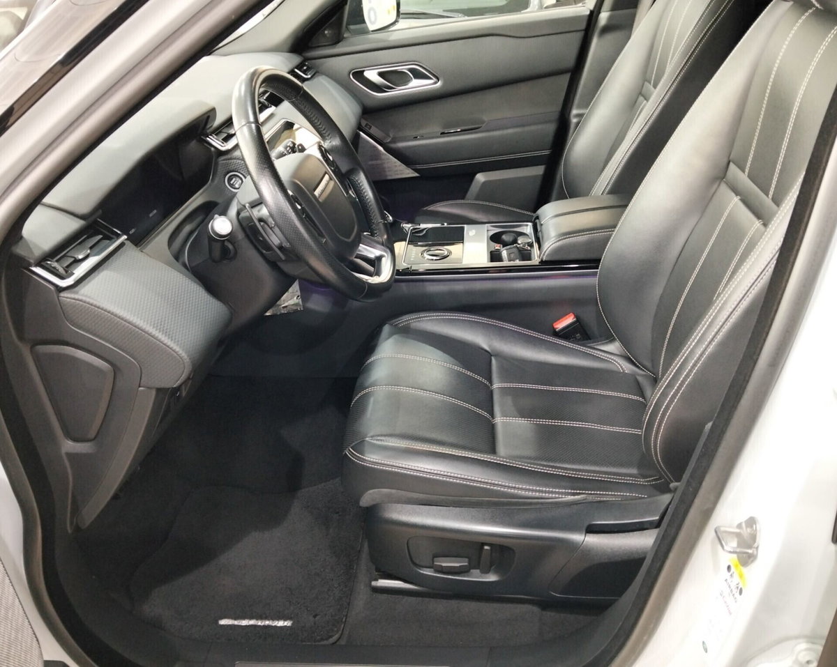 Land Rover Range Rover Velar 2.0D I4 240 CV R-Dynamic SE (13)