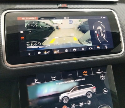 Land Rover Range Rover Velar 2.0D I4 240 CV R-Dynamic SE (17)