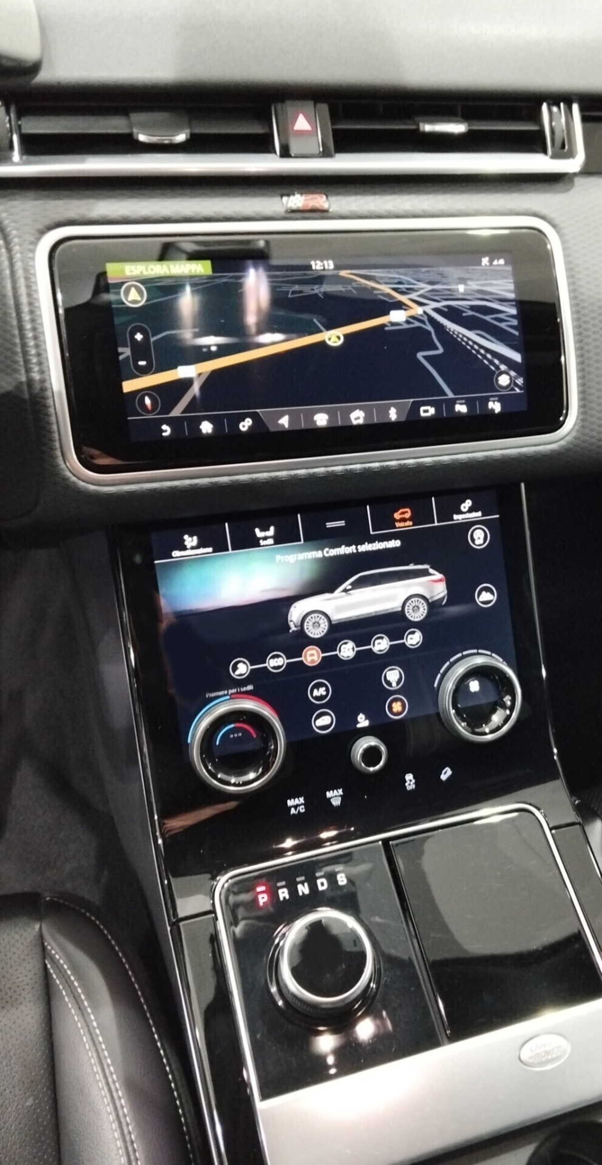 Land Rover Range Rover Velar 2.0D I4 240 CV R-Dynamic SE (18)
