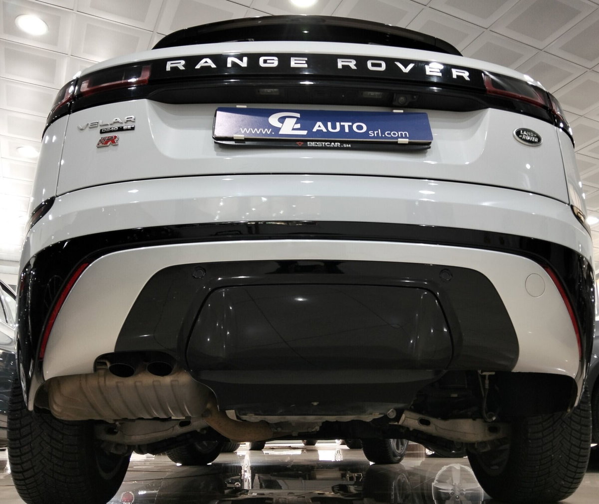 Land Rover Range Rover Velar 2.0D I4 240 CV R-Dynamic SE (7)
