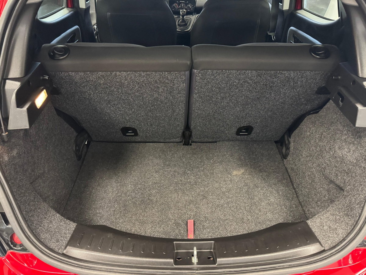 Lancia Ypsilon 1.0 FireFly 5 porte S&S Hybrid Ecochic Gold (11)