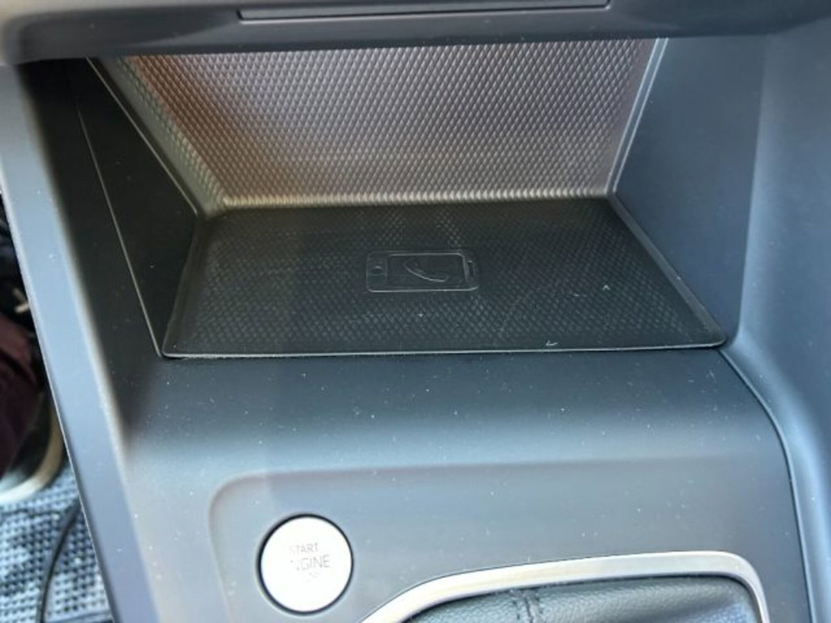 Volkswagen Golf 2.0 TDI SCR Life (11)