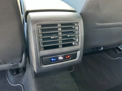 Volkswagen Golf 2.0 TDI SCR Life (14)