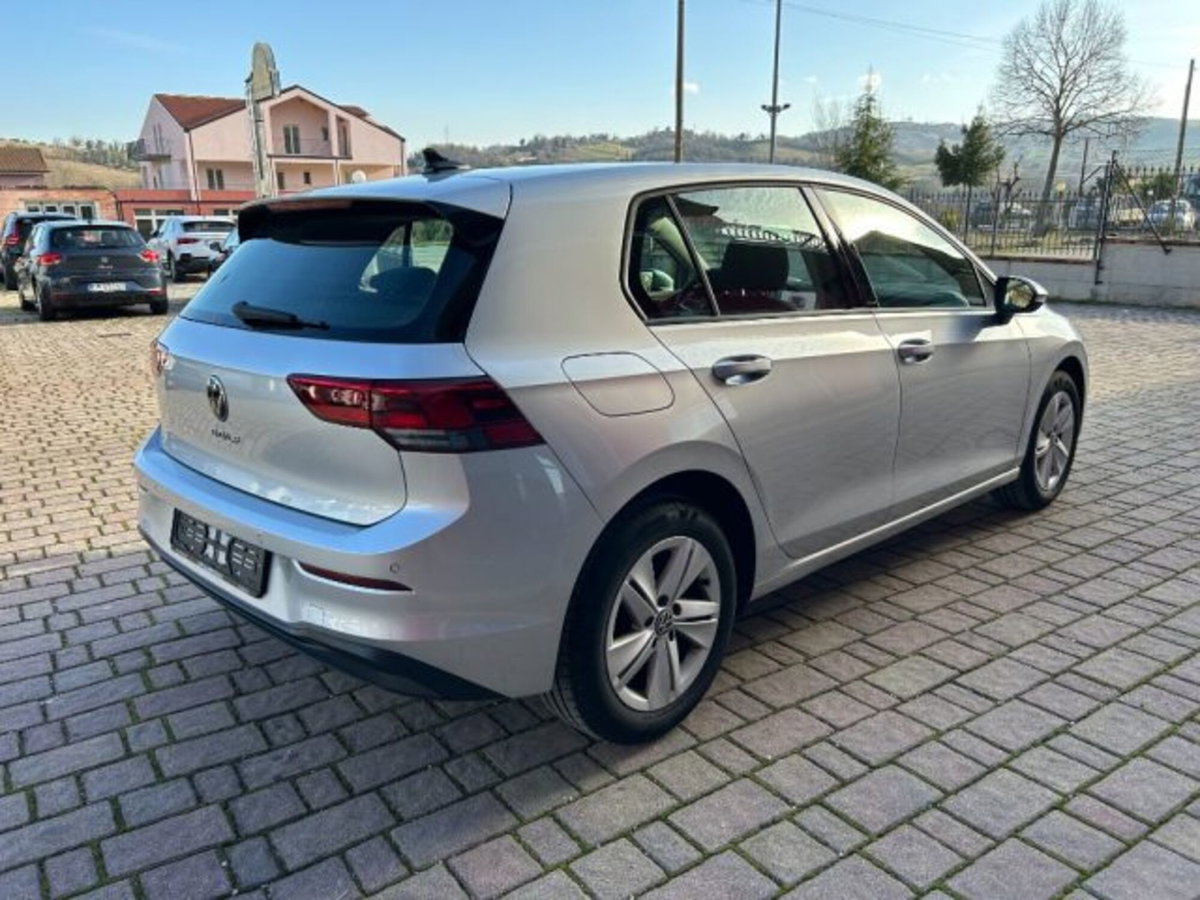 Volkswagen Golf 2.0 TDI SCR Life (3)
