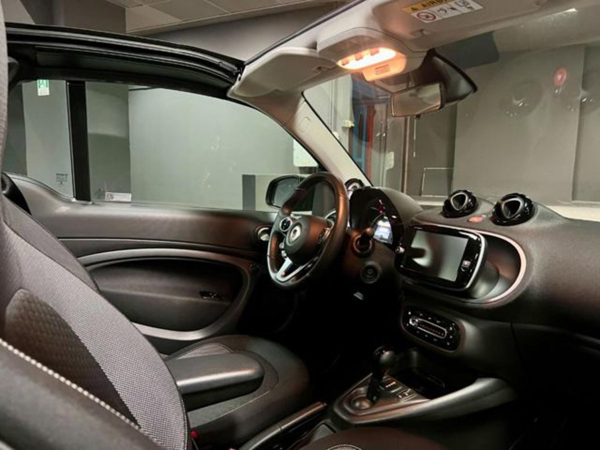 smart Fortwo Cabrio EQ cabrio Ushuaïa (19)
