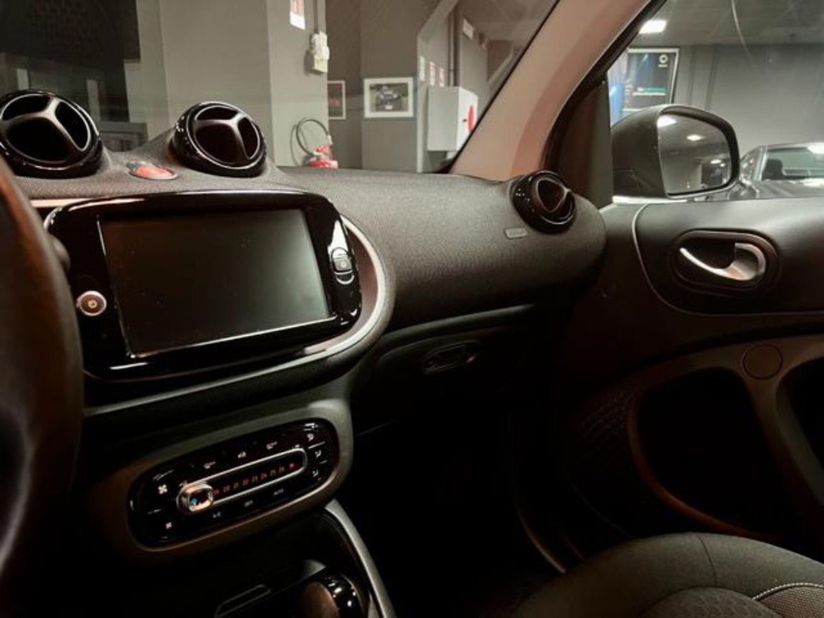 smart Fortwo Cabrio EQ cabrio Ushuaïa (9)
