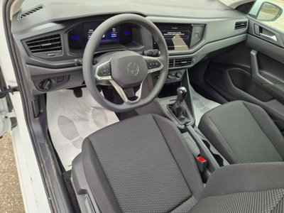 Volkswagen Polo 1.0 Life 80cv (10)