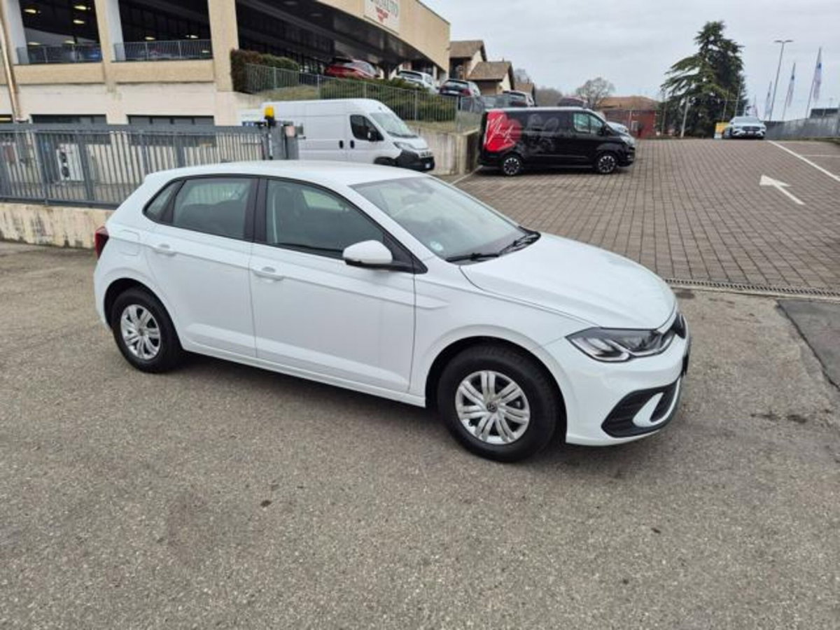 Volkswagen Polo 1.0 Life 80cv (6)