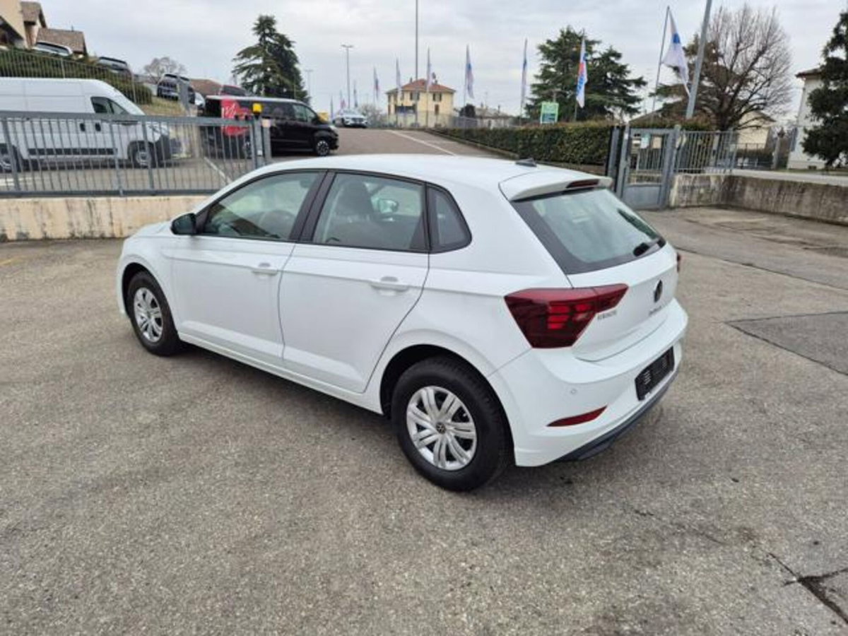 Volkswagen Polo 1.0 Life 80cv (8)