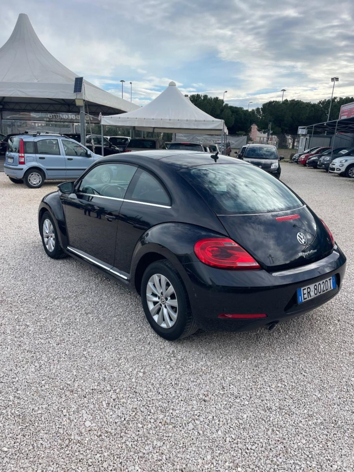 Volkswagen Maggiolino 1.6 TDI Design (4)