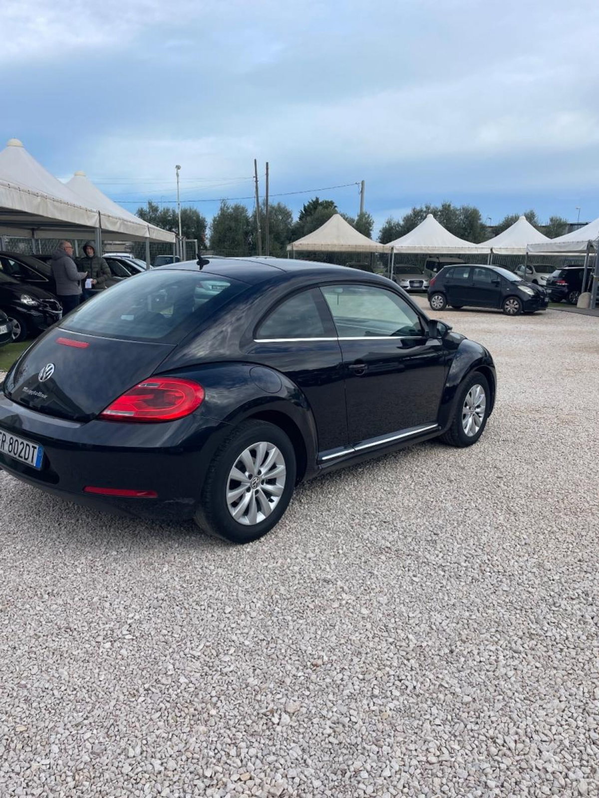 Volkswagen Maggiolino 1.6 TDI Design (6)