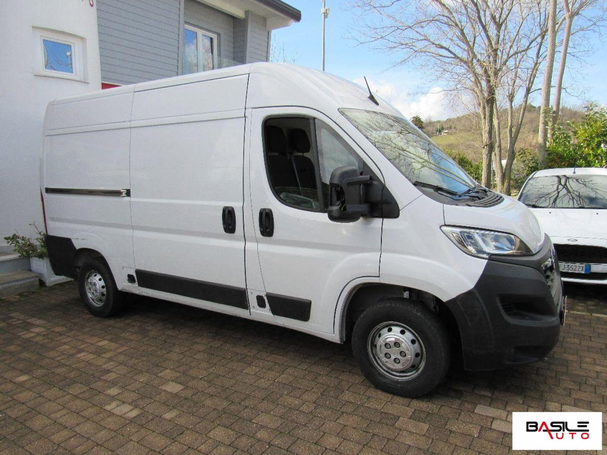 Opel Movano Furgone 28 2.2 BlueHDi 120 S&S PC-TN Furgone Edition (3)