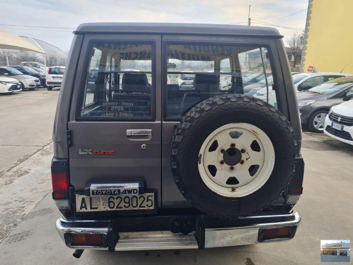 Toyota Land Cruiser 2.turbodiesel SW LJ70 (11)