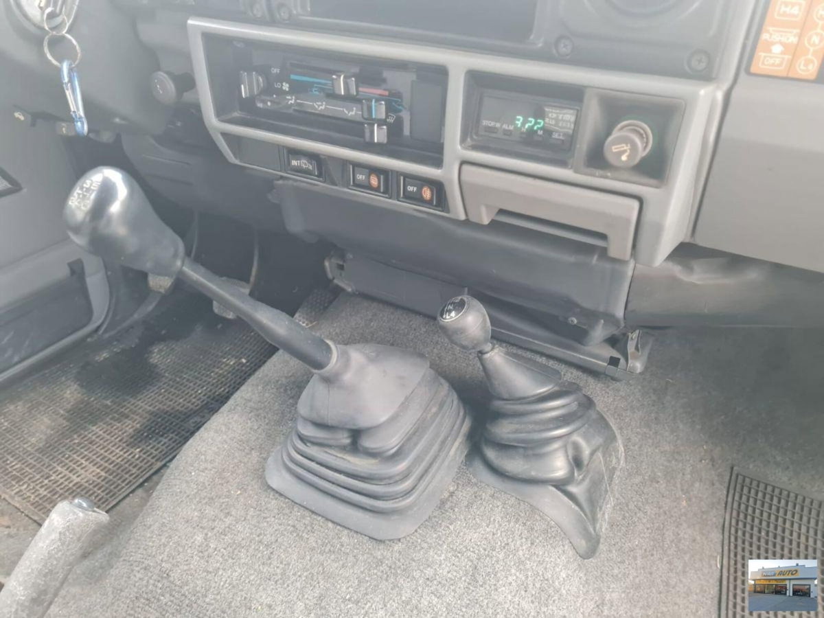 Toyota Land Cruiser 2.turbodiesel SW LJ70 (14)