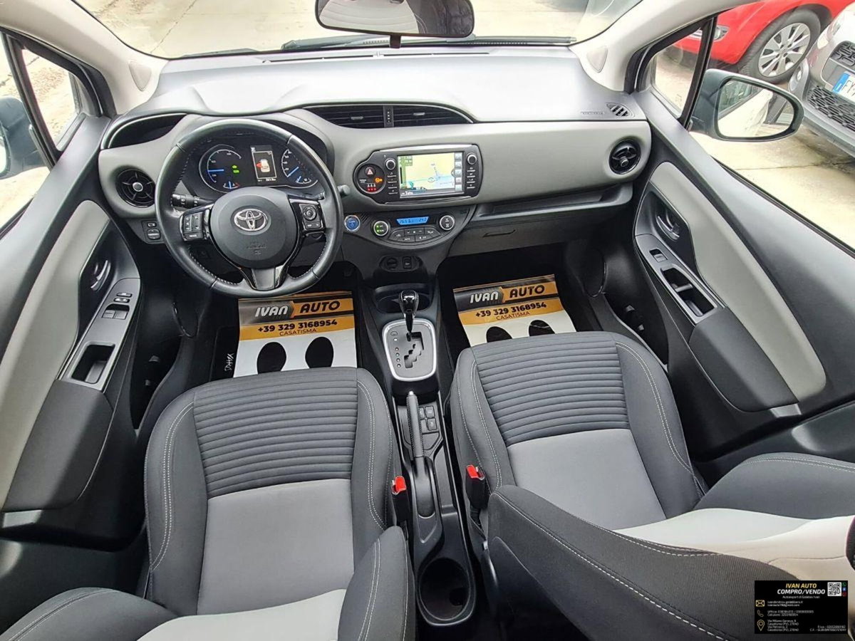 Toyota Yaris 1.5 Hybrid 5 porte Style (11)