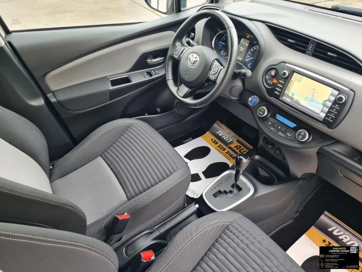 Toyota Yaris 1.5 Hybrid 5 porte Style (18)