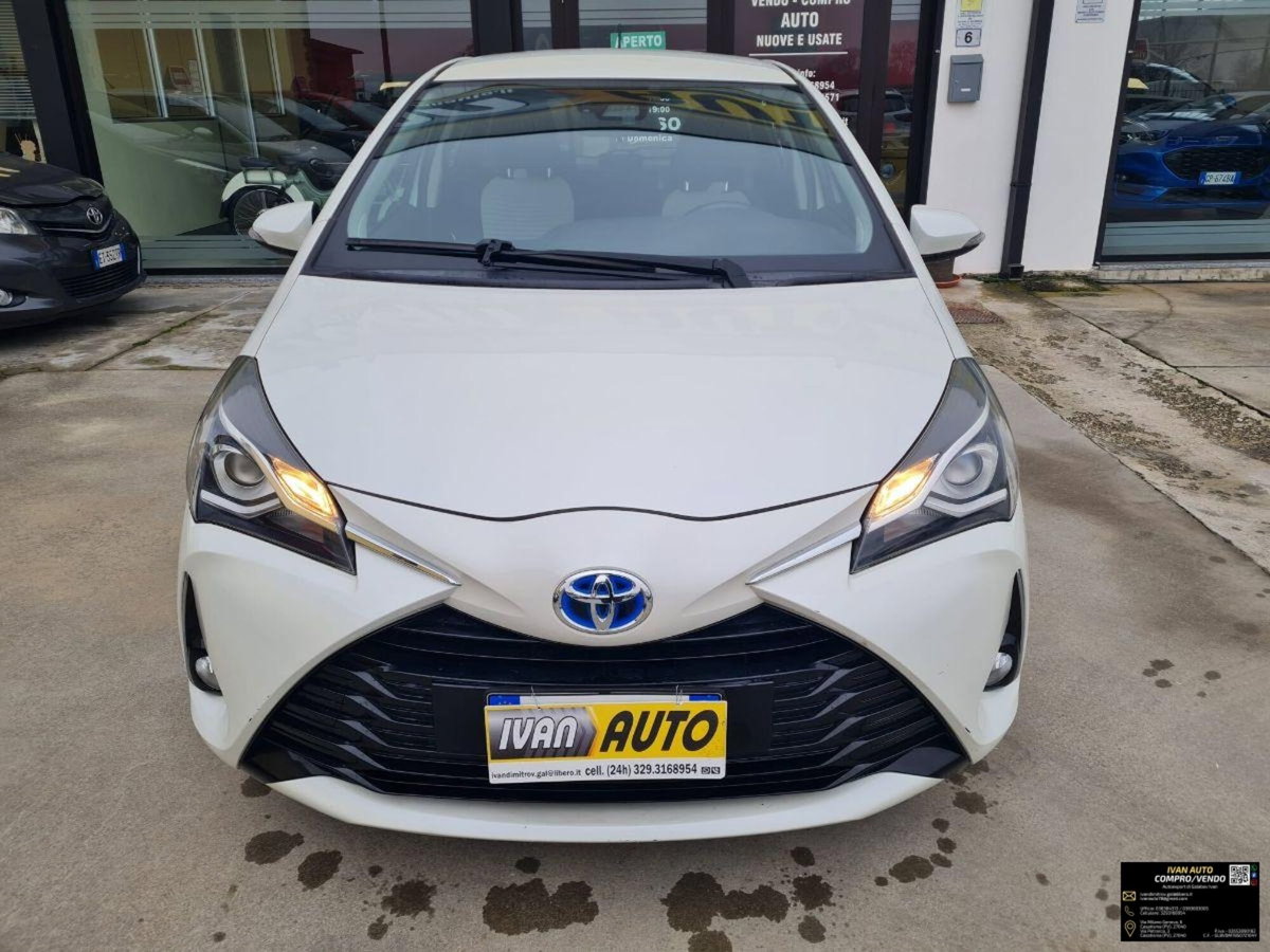 Toyota Yaris 1.5 Hybrid 5 porte Style (2)