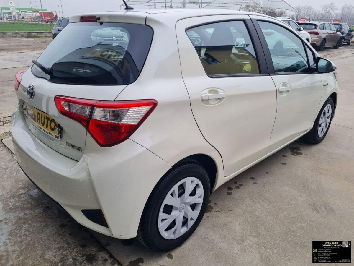 Toyota Yaris 1.5 Hybrid 5 porte Style (5)