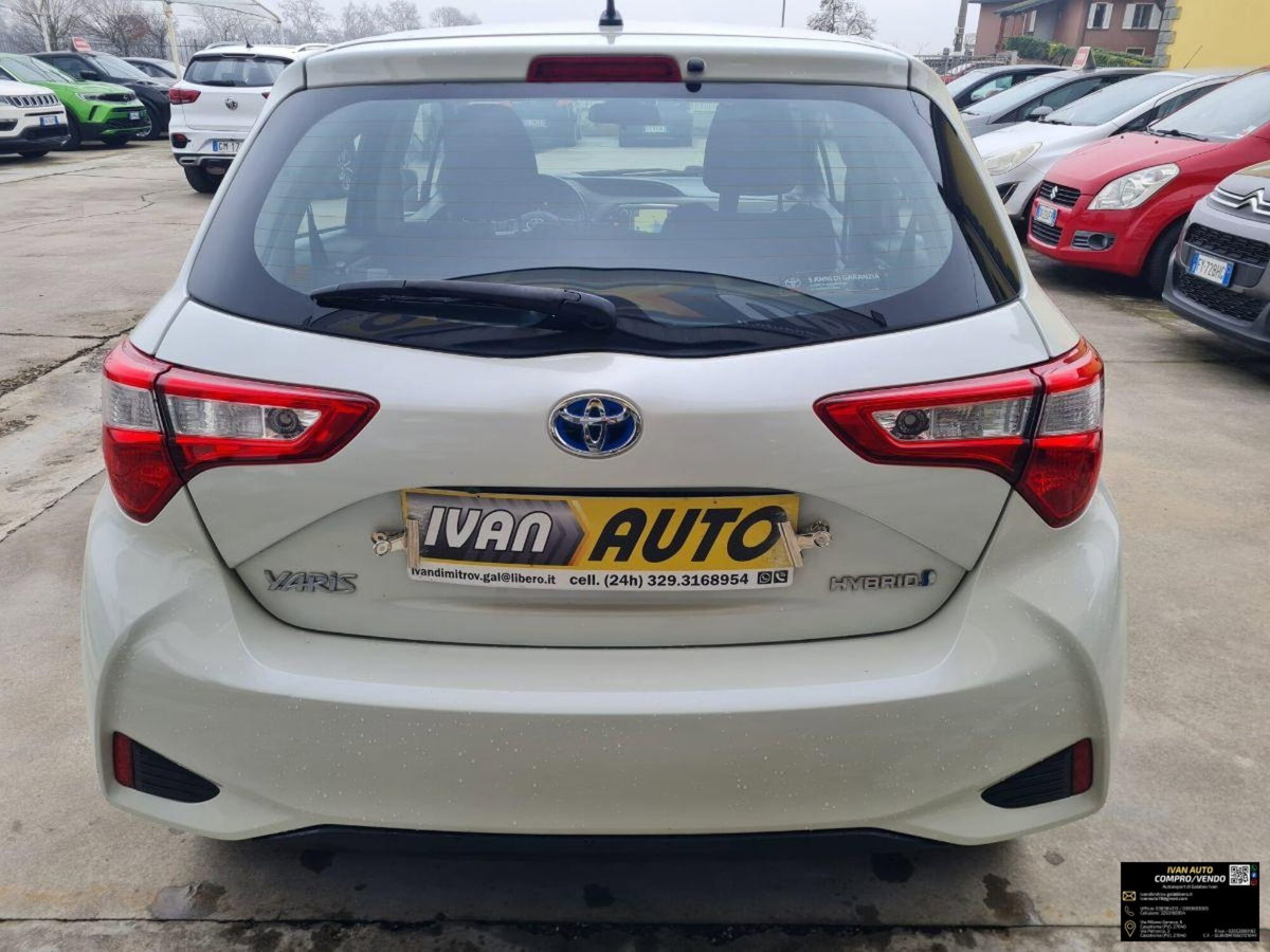 Toyota Yaris 1.5 Hybrid 5 porte Style (7)