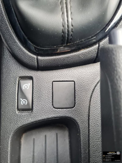 Renault Clio TCe 12V 90 CV GPL 5 porte Moschino Zen (15)