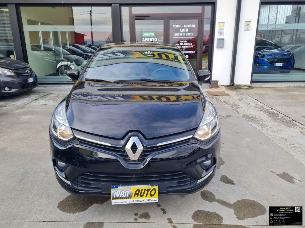 Renault Clio TCe 12V 90 CV GPL 5 porte Moschino Zen (2)