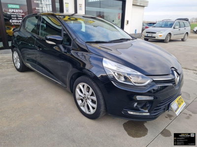 Renault Clio TCe 12V 90 CV GPL 5 porte Moschino Zen (3)