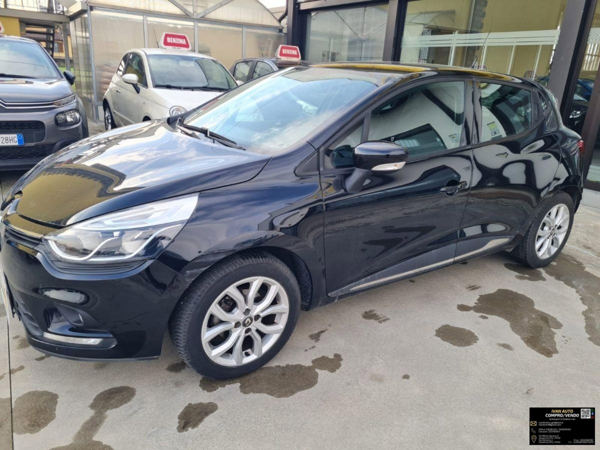 Renault Clio TCe 12V 90 CV GPL 5 porte Moschino Zen (4)