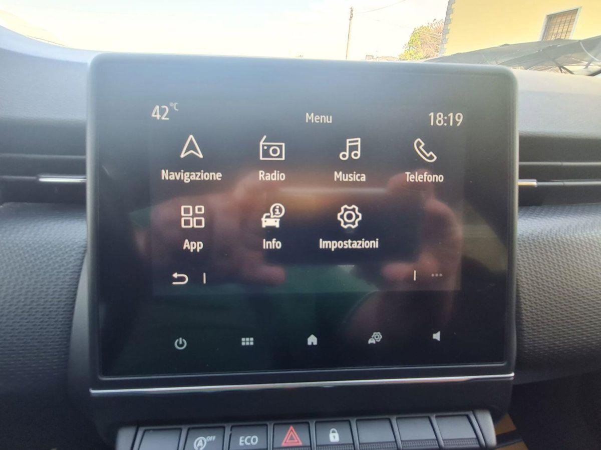 Renault Clio TCe 90 CV 5 porte Business (17)