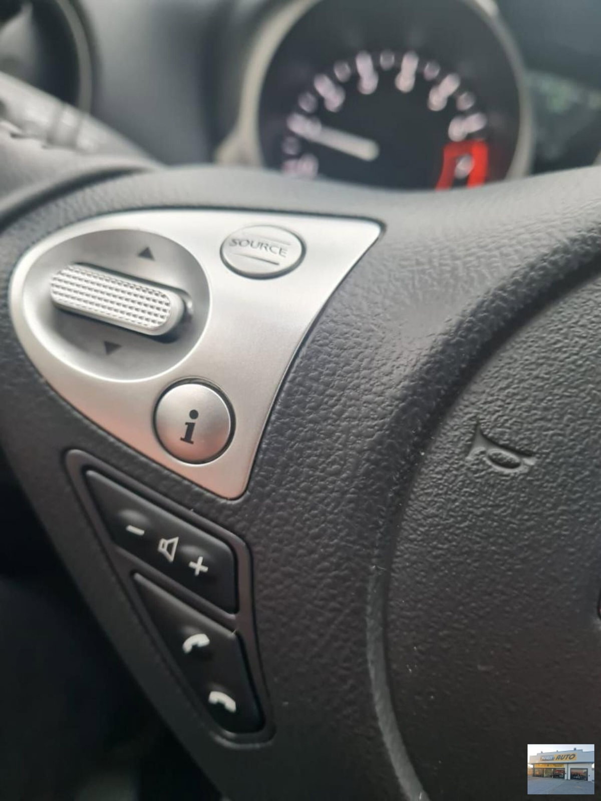Nissan Juke 1.2 DIG-T 115 Start&Stop Acenta (17)