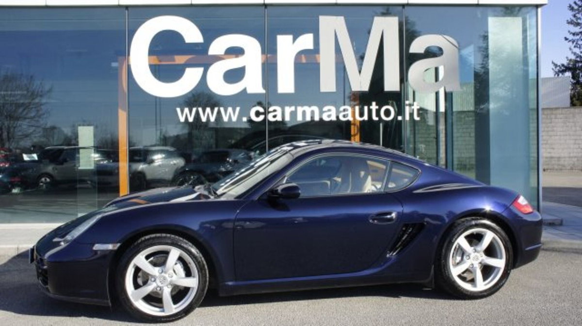 Porsche Cayman 2.7 (2)