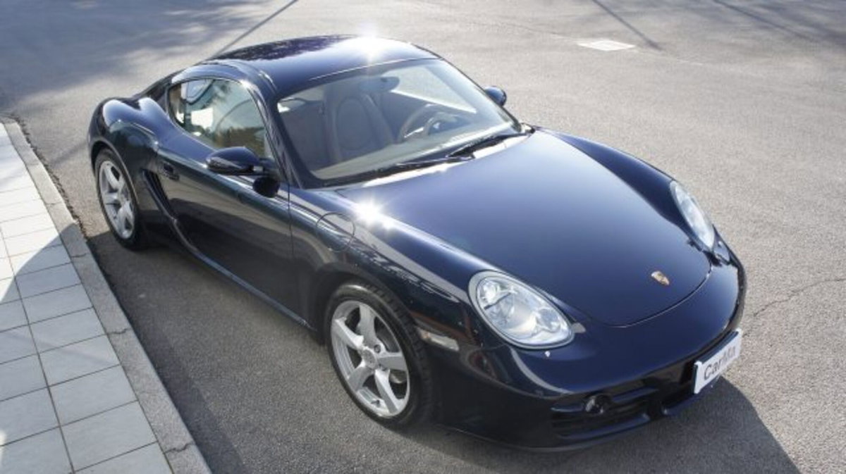 Porsche Cayman 2.7 (4)