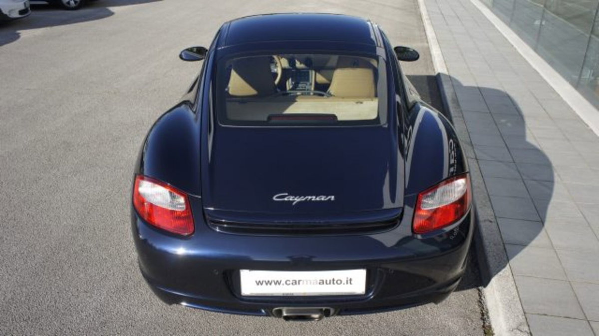 Porsche Cayman 2.7 (6)