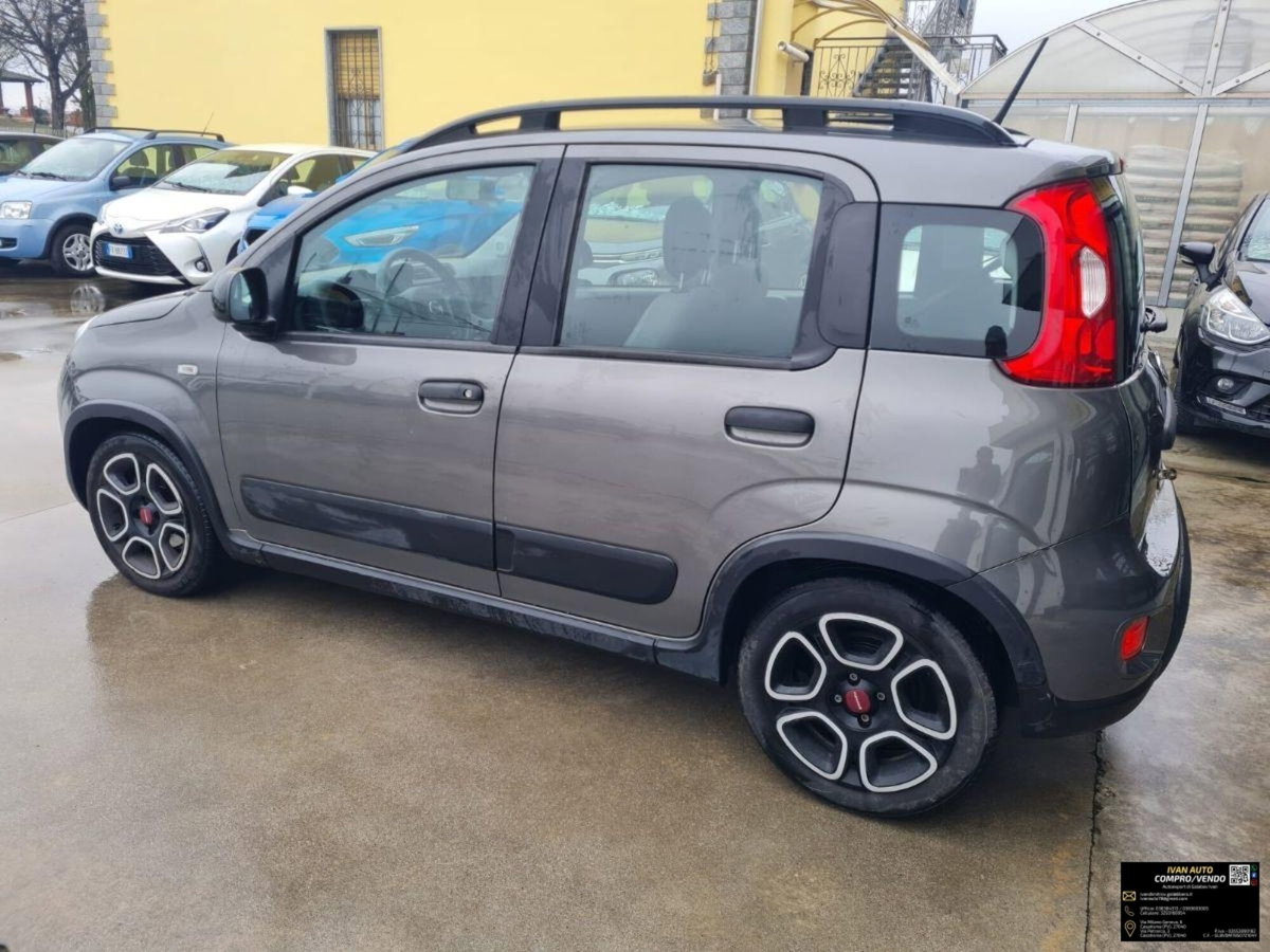 Fiat Panda 1.0 FireFly S&S Hybrid City Life (5)