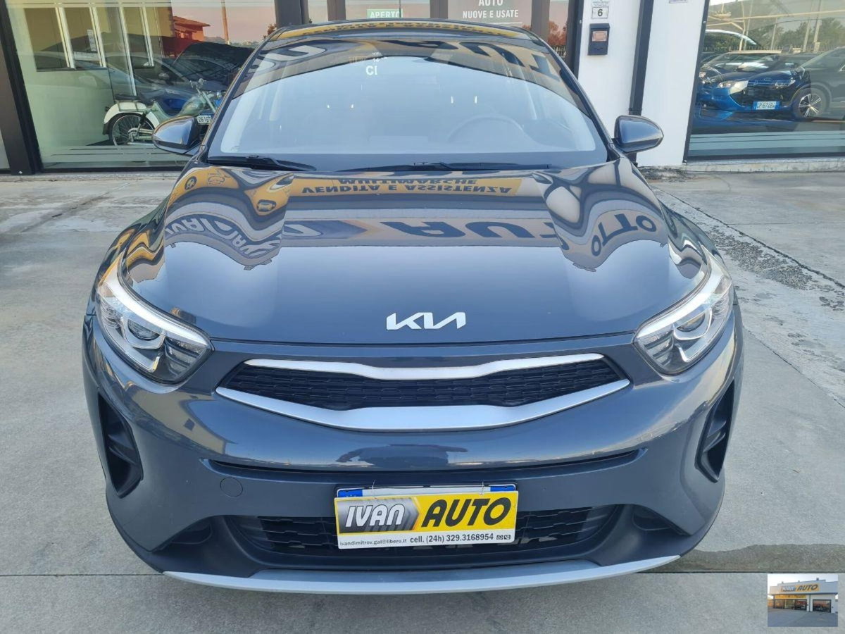 Kia Stonic 1.2 MPI 84 CV Style (2)