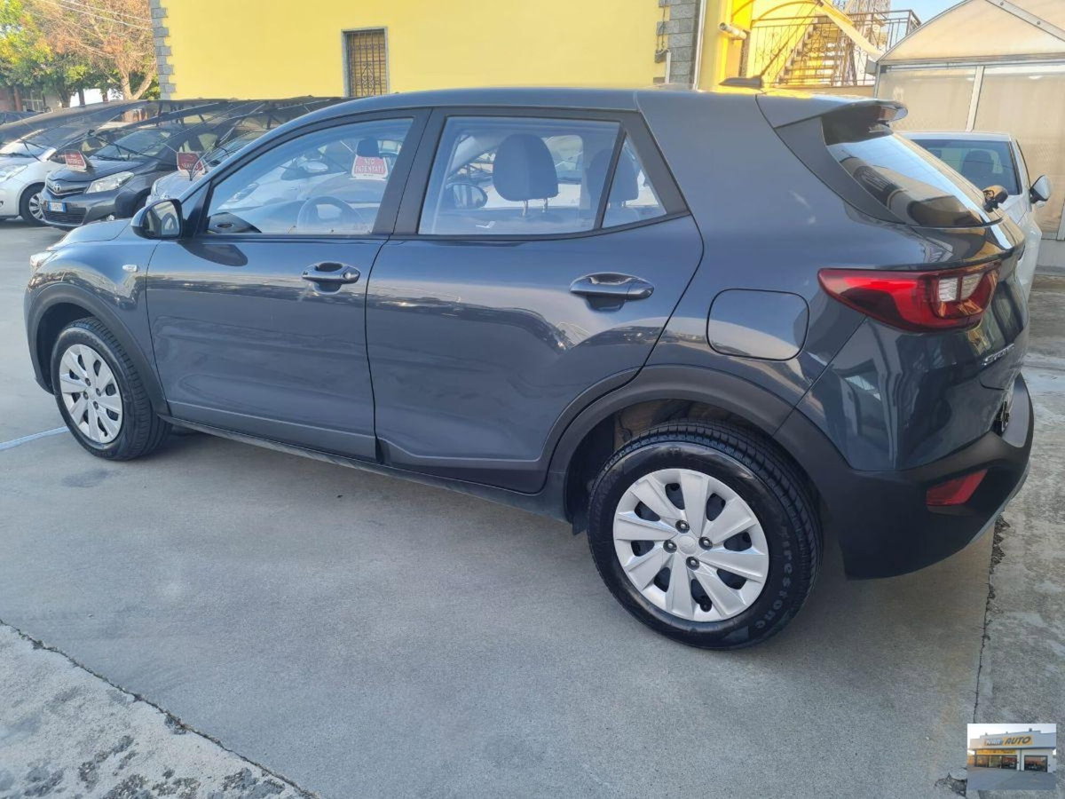 Kia Stonic 1.2 MPI 84 CV Style (7)