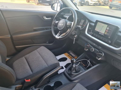 Kia Stonic 1.2 MPI 84 CV Style (14)