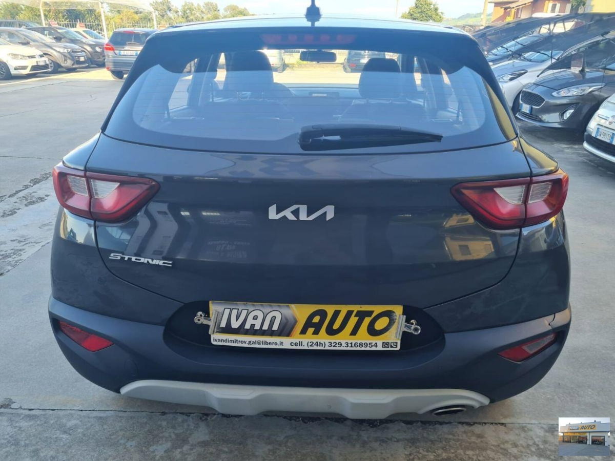 Kia Stonic 1.2 MPI 84 CV Style (6)