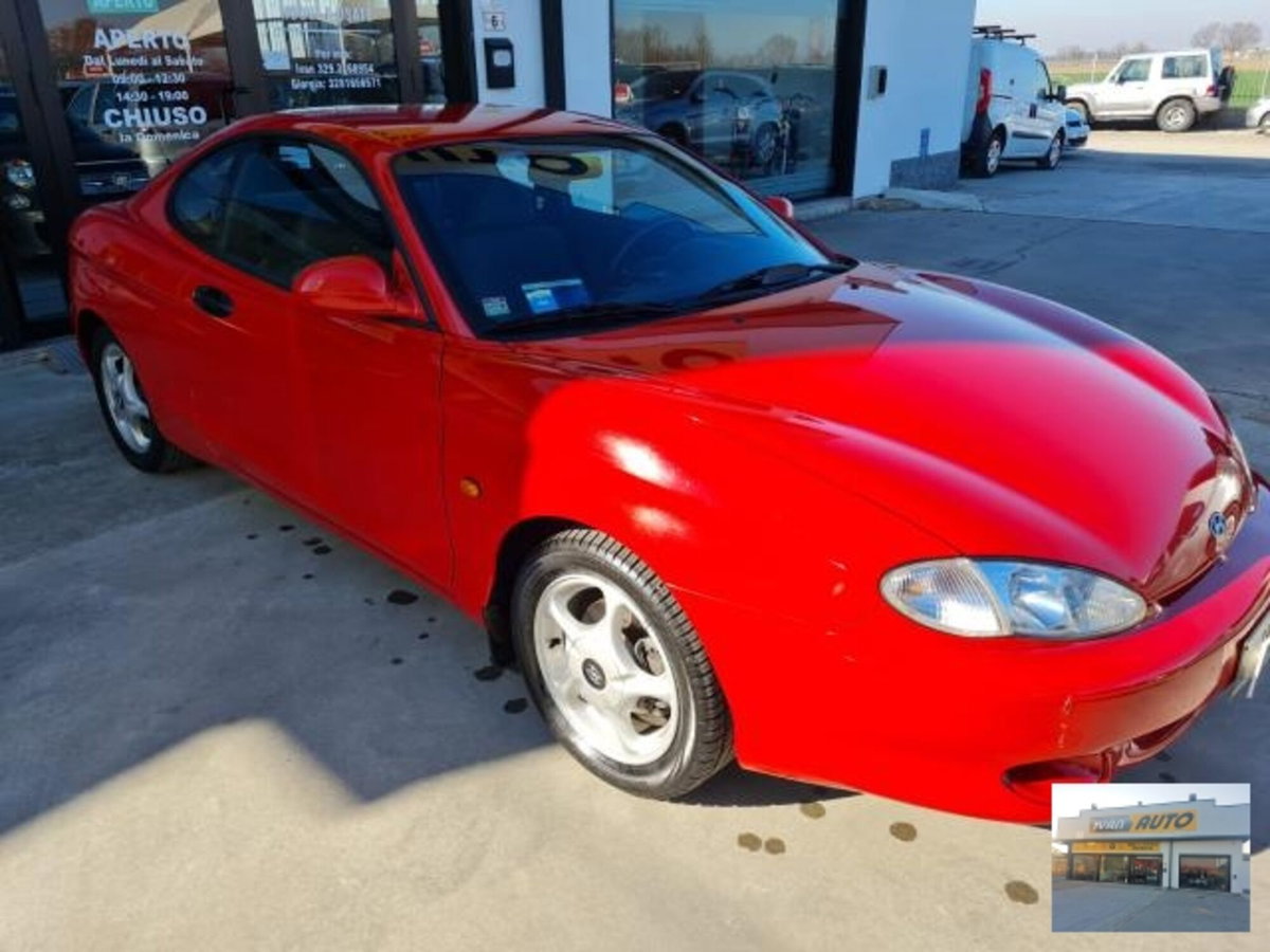 Hyundai Coupe 1.6i 16V cat Air (4)